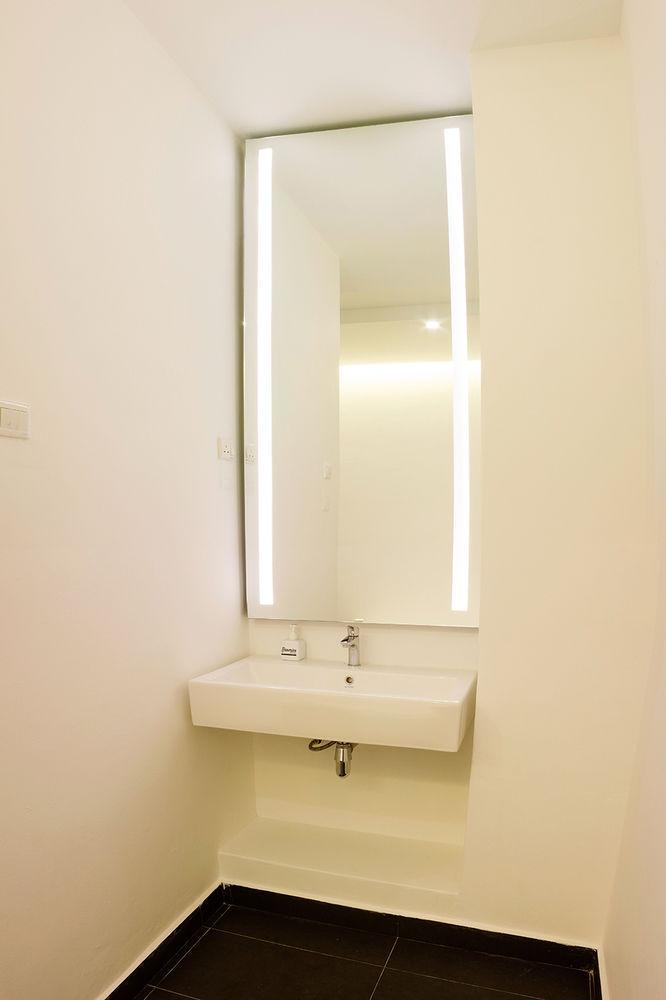Roomies Suites Batu Feringgi Εξωτερικό φωτογραφία