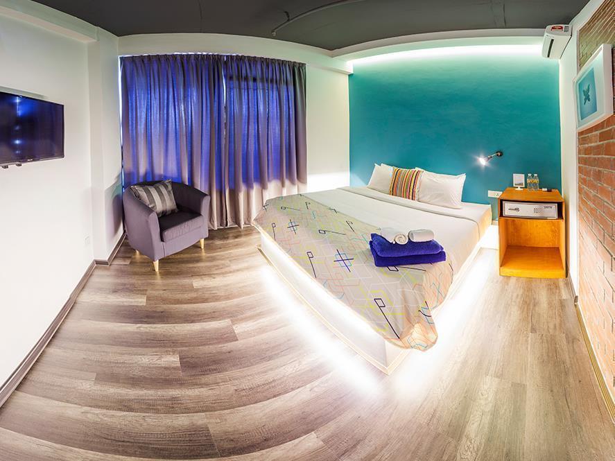 Roomies Suites Batu Feringgi Εξωτερικό φωτογραφία
