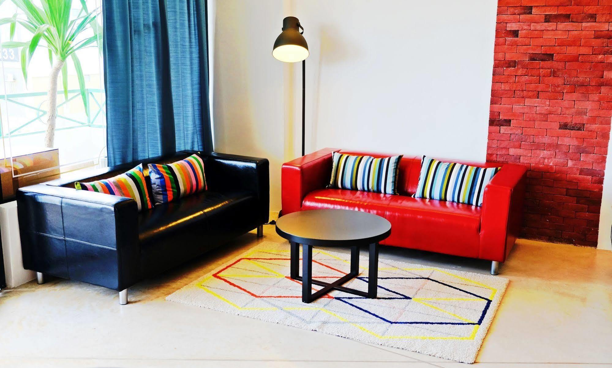 Roomies Suites Batu Feringgi Εξωτερικό φωτογραφία